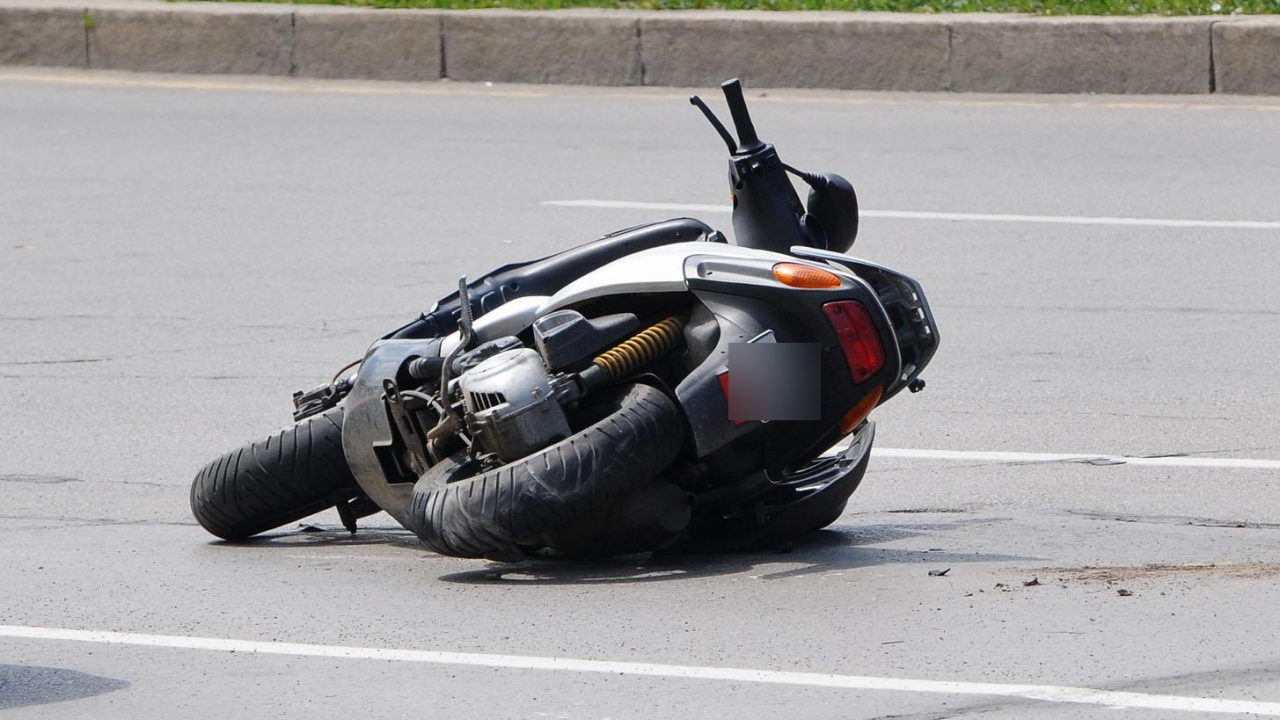 Мотоциклетист загина при катастрофа в павликенско село
