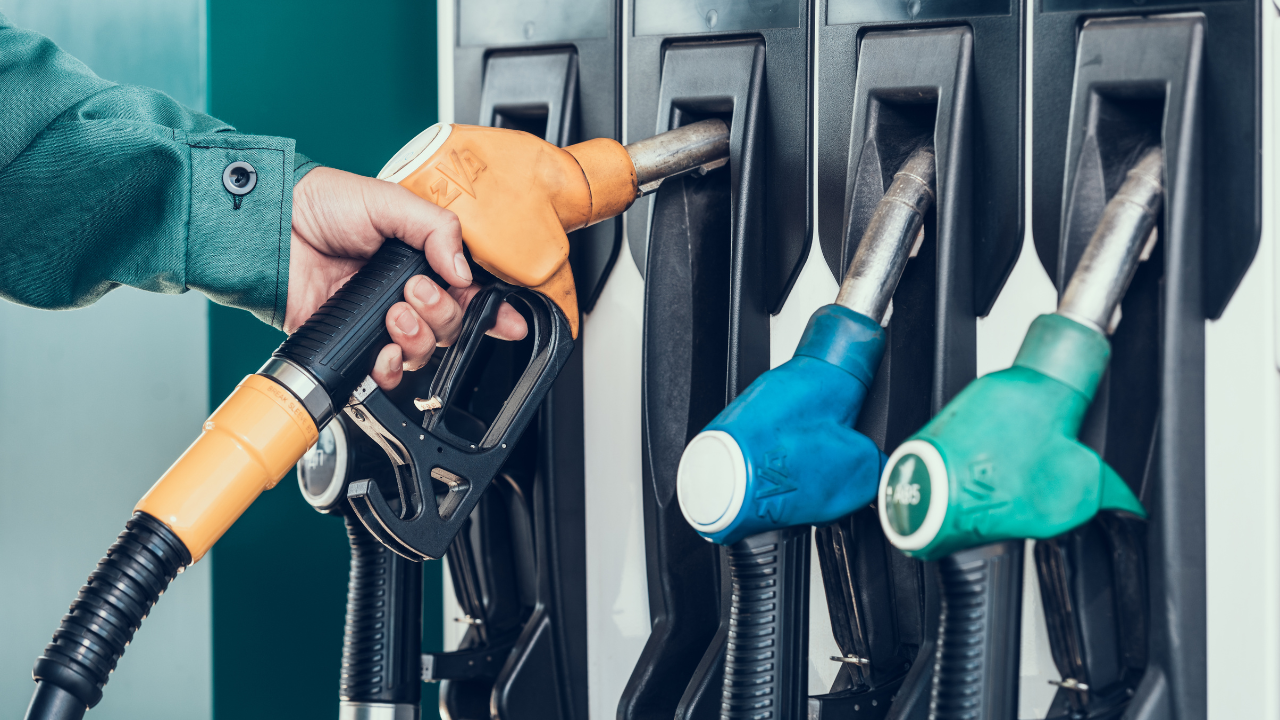 Готови ли са бензиностанциите за отстъпката от 25 ст. на литър гориво?