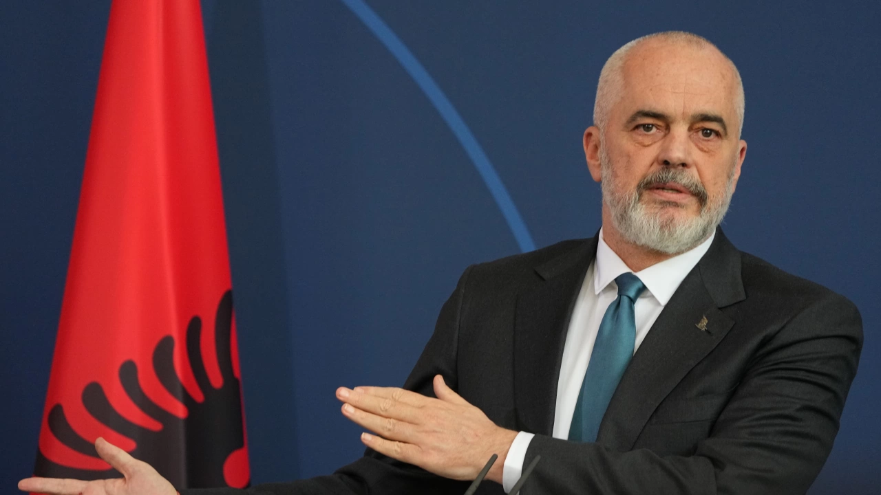Албанският премиер Еди Рама потвърди че част от новото пристанище