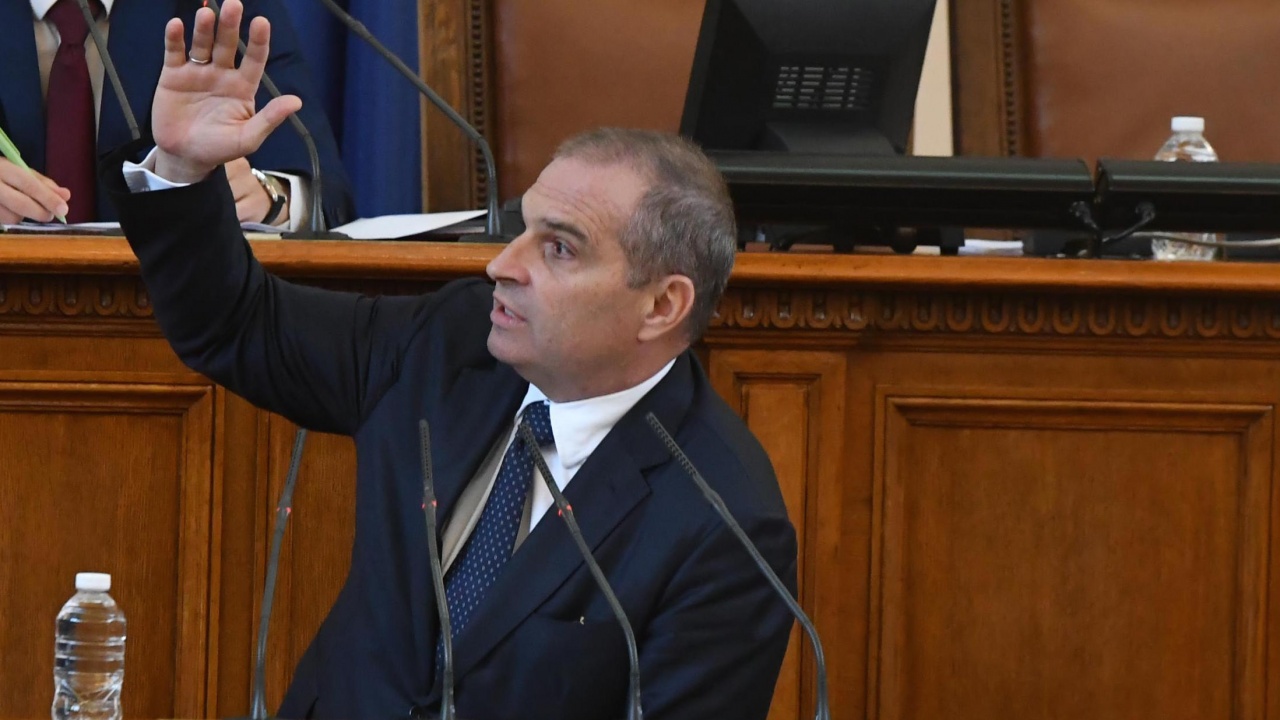 Гроздан  Караджов: ИТН няма да поставя червени линии при преговори за кабинет с трети мандат