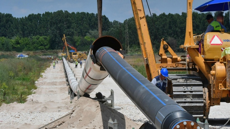 Интерконекторът Гърция-България започва всекидневно захранване с газ в края на юли