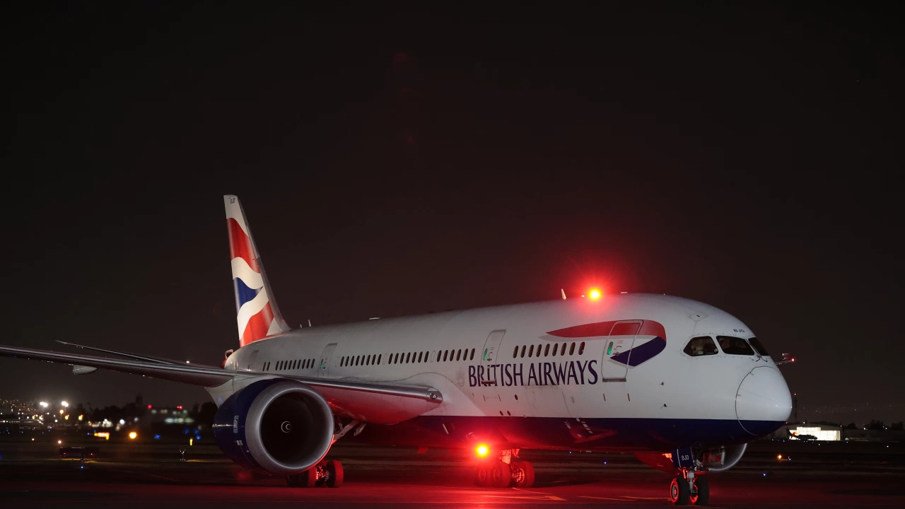 Компанията Бритиш еруейз съобщи че ще отмени още стотици полети