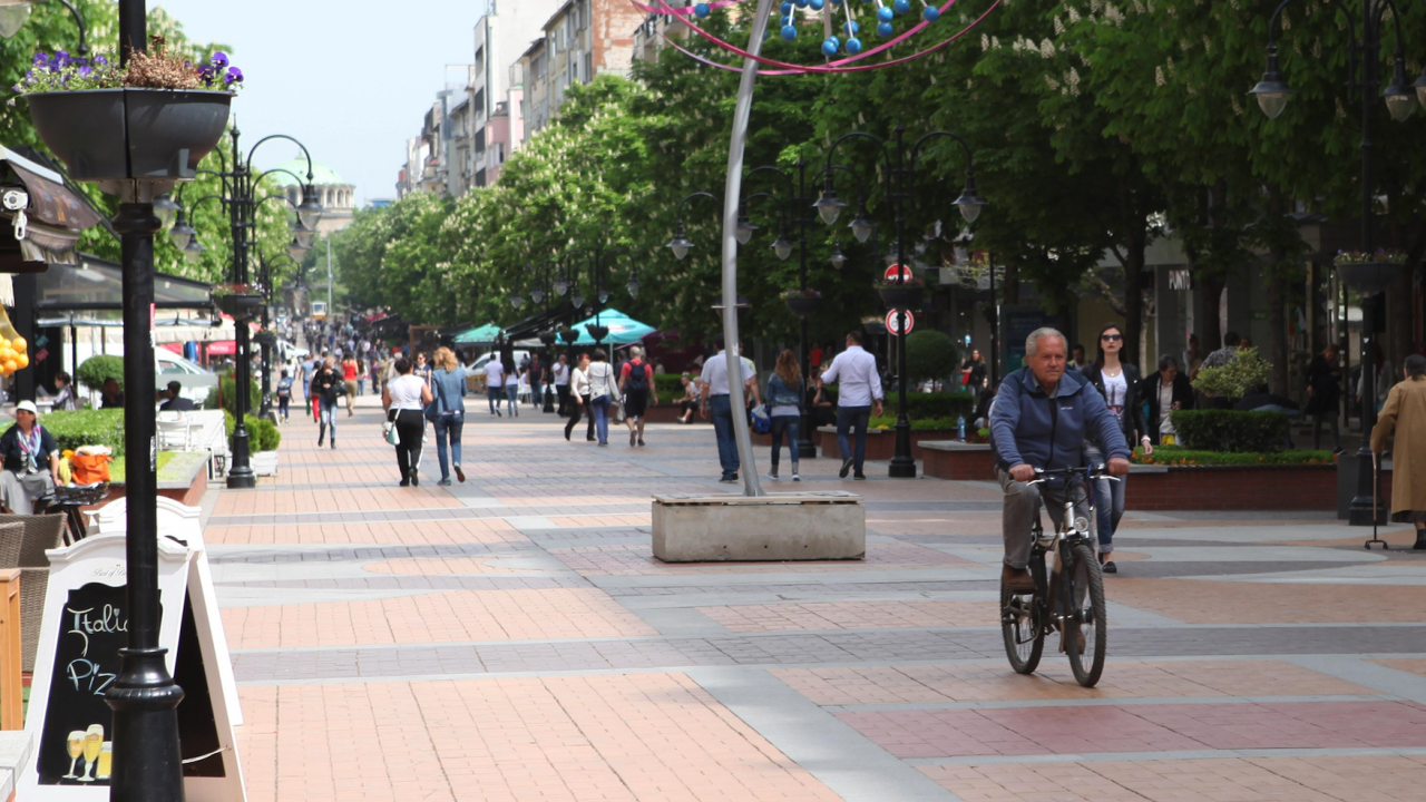 София отчита ръст от 77% на туристи за първото полугодие на 2022 г.
