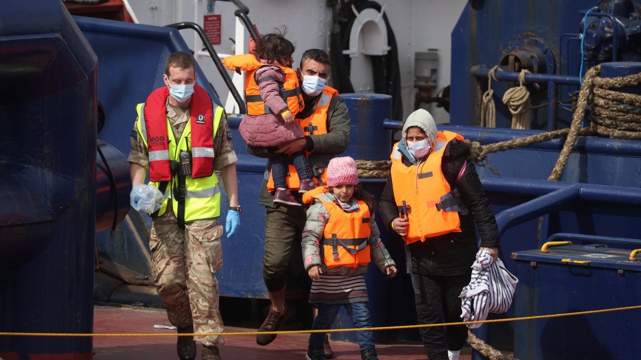 Над 15 хиляди мигранти са прекосили Ламанша тази година, за да влязат във Великобритания