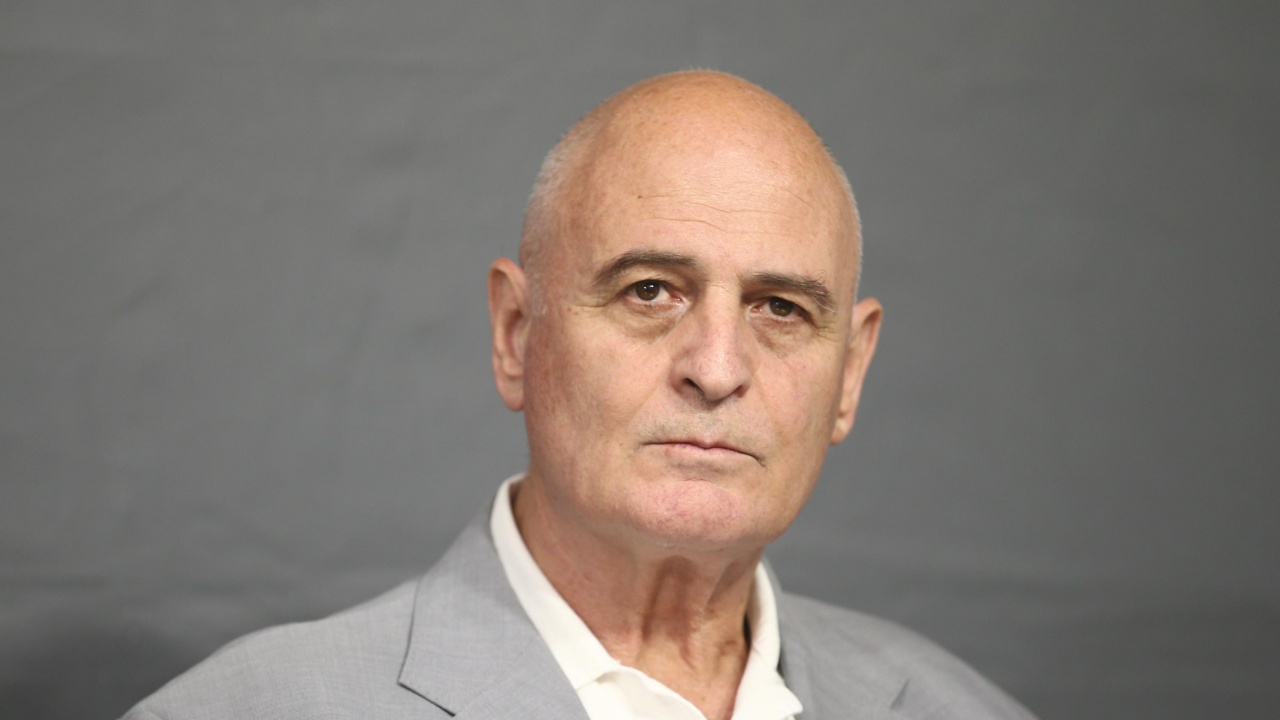 Радулов: Не бих гласувал за кабинет, в който Гроздан Караджов е кандидат за министър