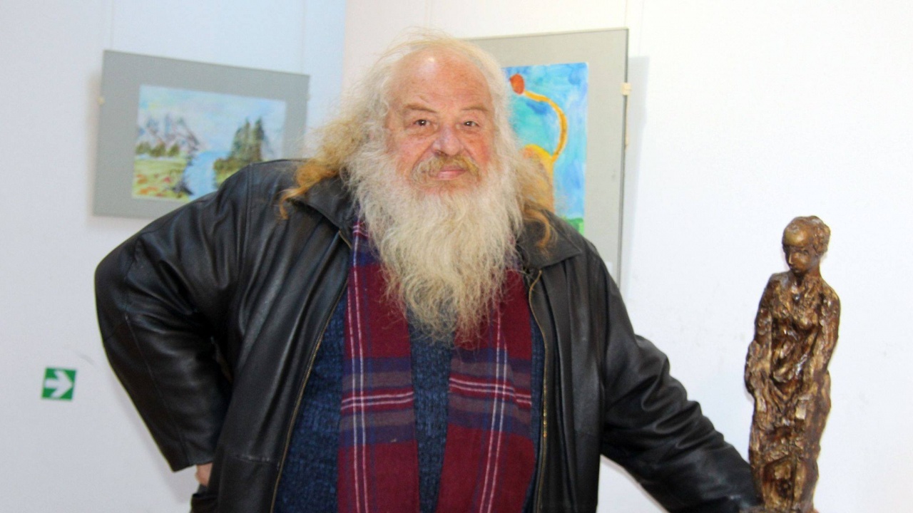Художникът Владимир Кондарев, дългогодишен директор на Градската художествена галерия Георги