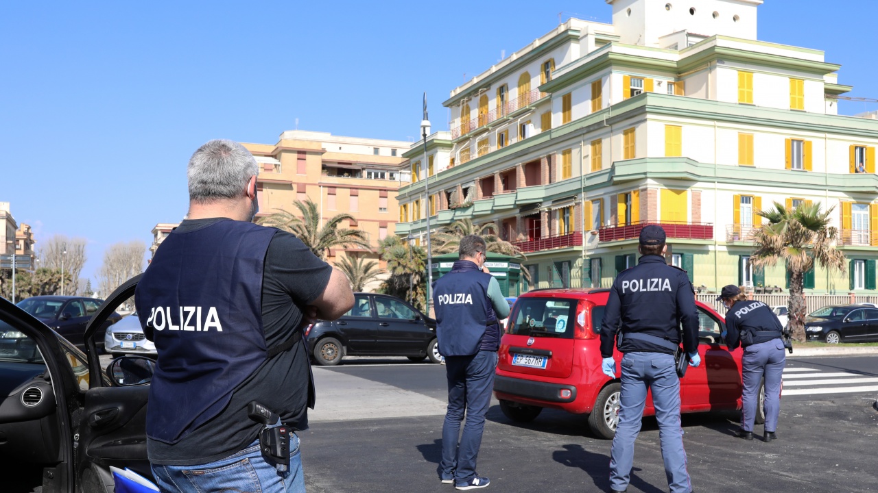Италианската полиция извърши 12 ареста при антимафиотска операция