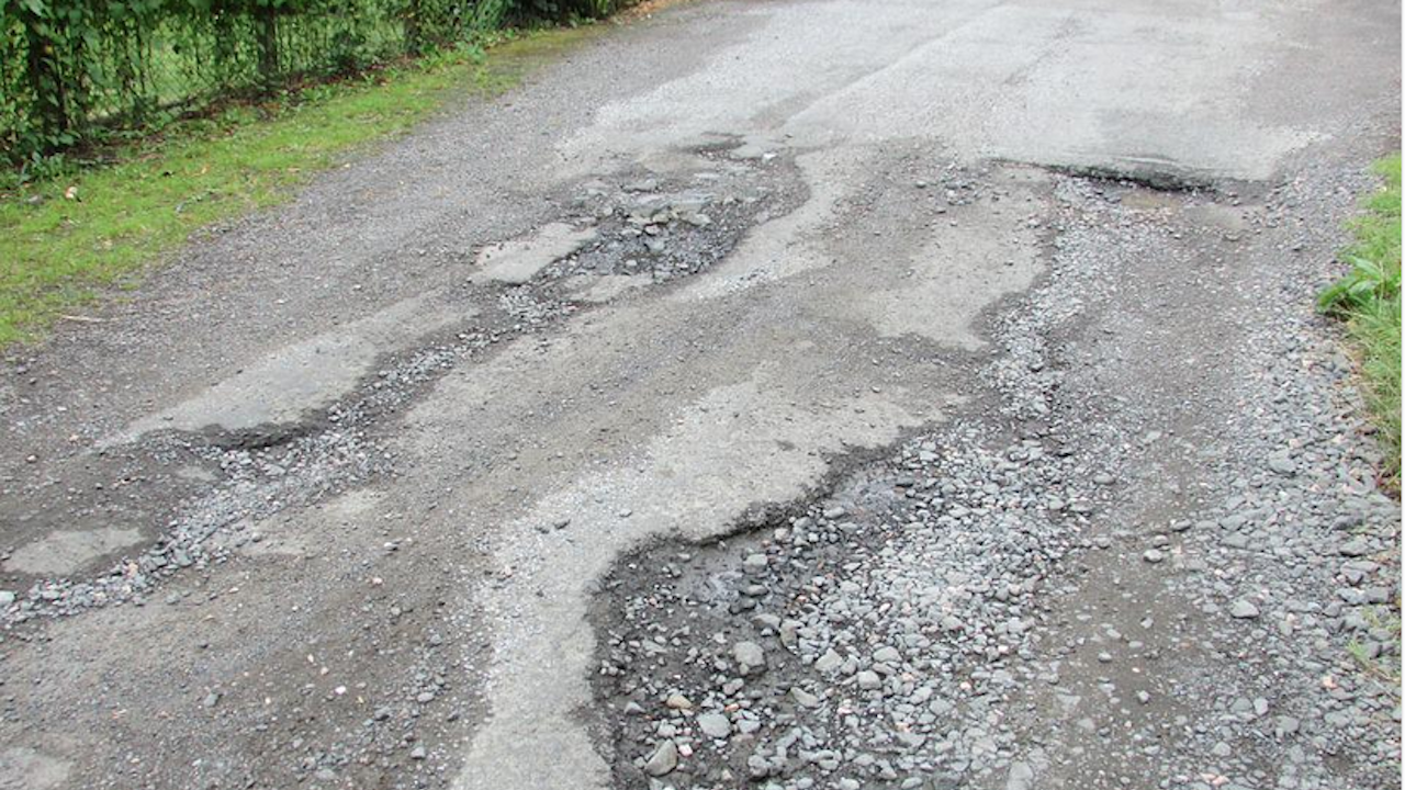 Повече от 600 хиляди лева допълнително ще бъдат вложени в ремонт на пътища в община Враца