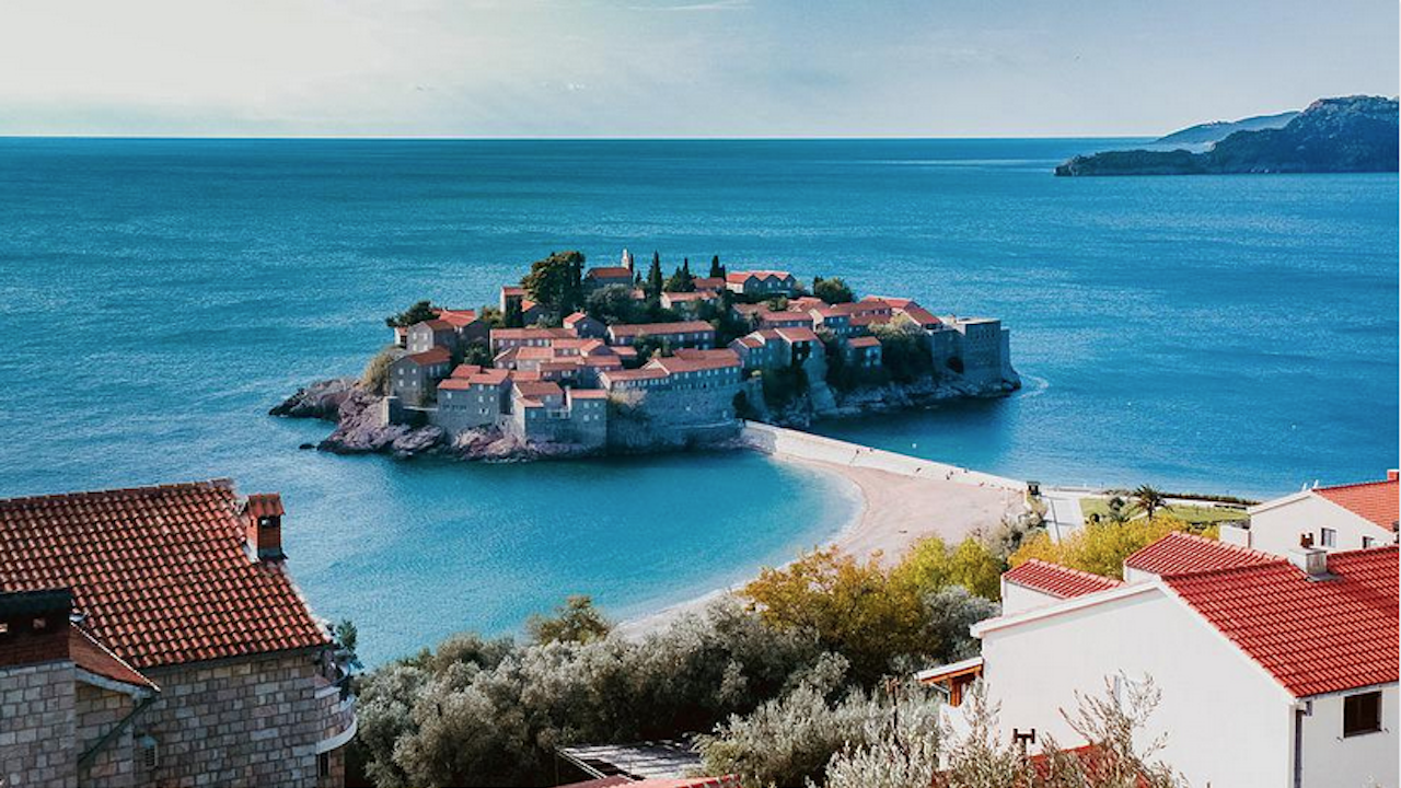 Черна гора отчита удвоен брой туристи през юни тази година спрямо миналата