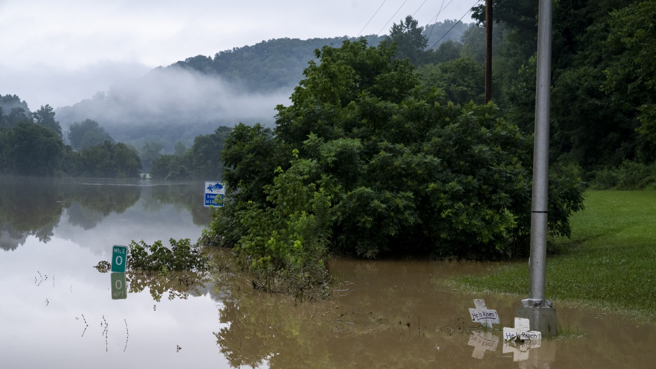 Увеличава се броят на жертвите на наводненията в Кентъки