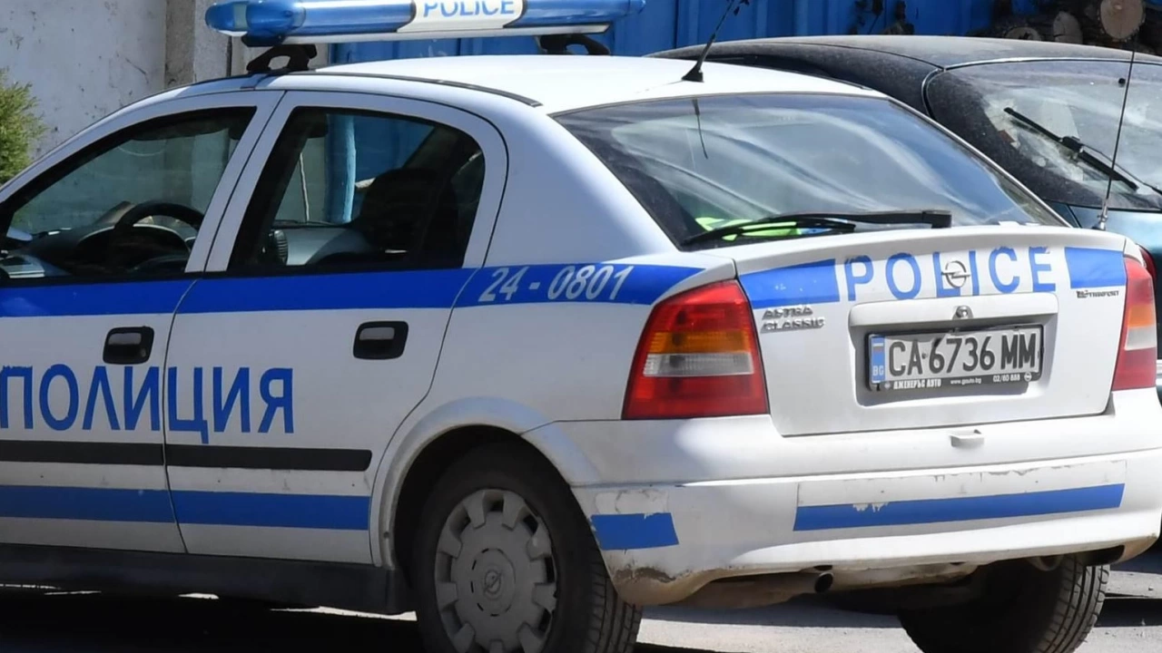 Екшън по улиците на Сливен Дрогиран шофьор без книжка се