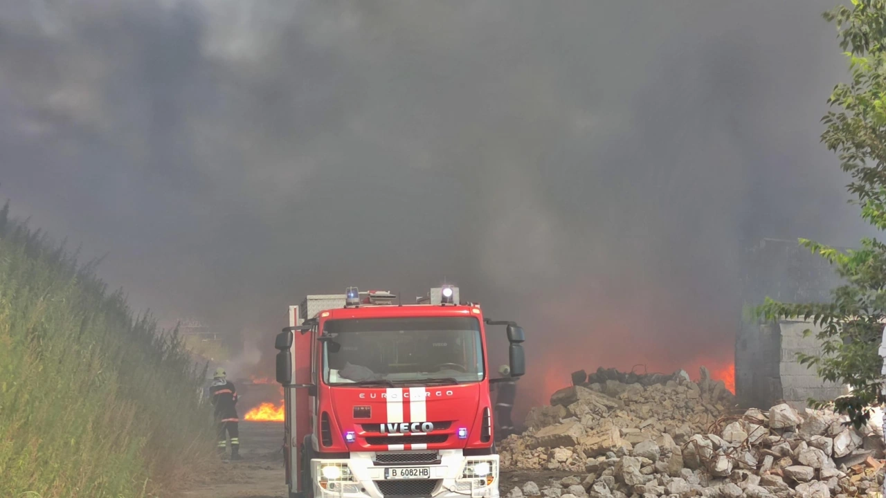 Усложнена е пожарната обстановка в област Добрич като от началото