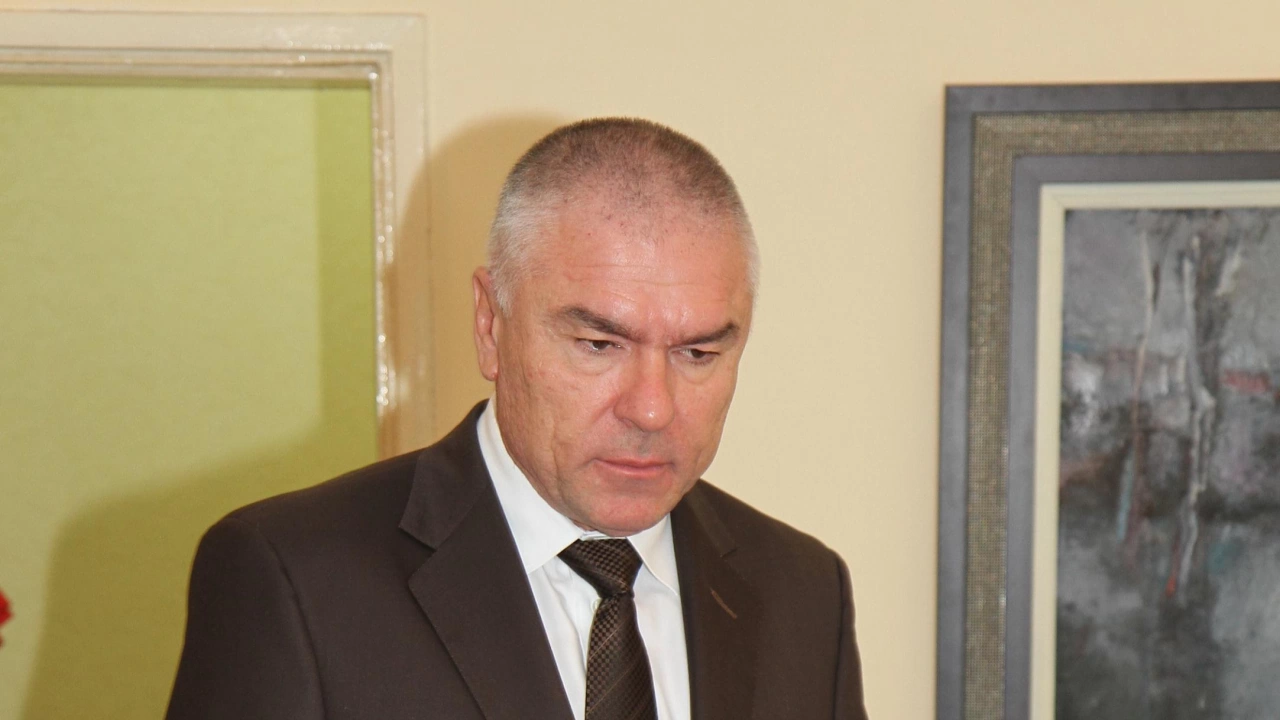 Варненският бизнесмен Веселин МарешкиВеселин Найденов Марешки е български политик и