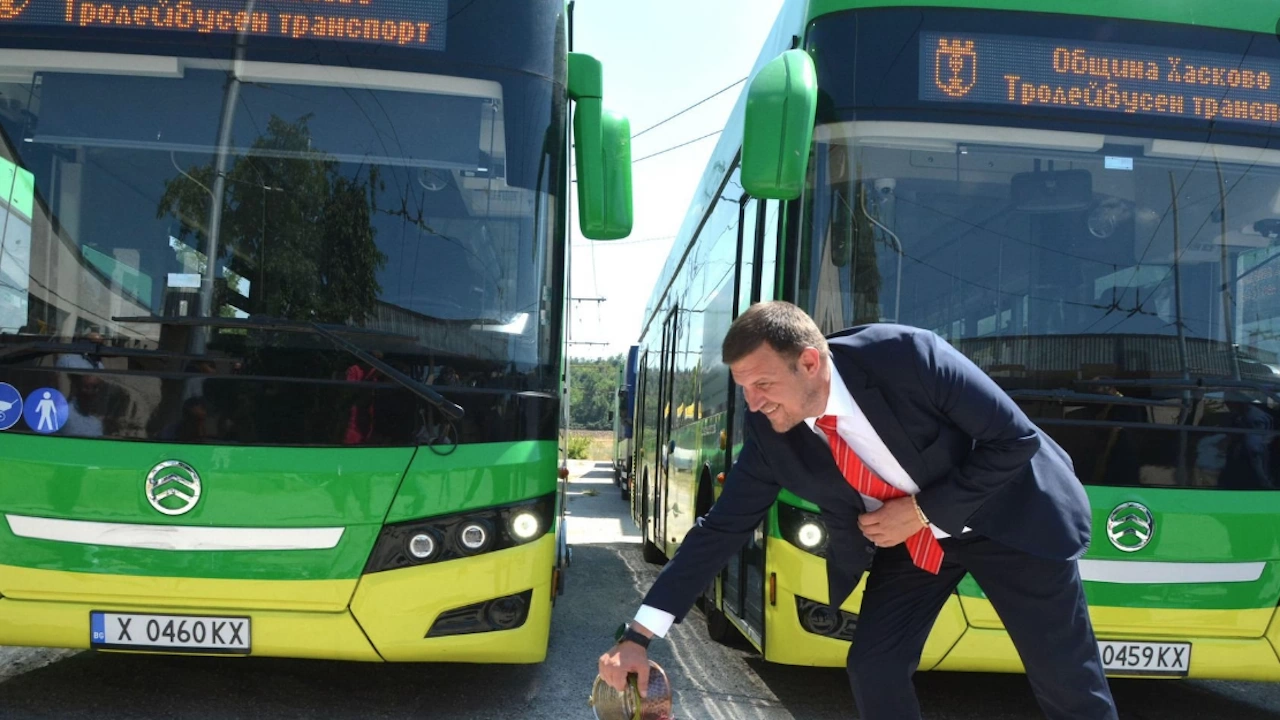 Пет електроавтобуса тръгват по линии 1 и 4 в Хасково