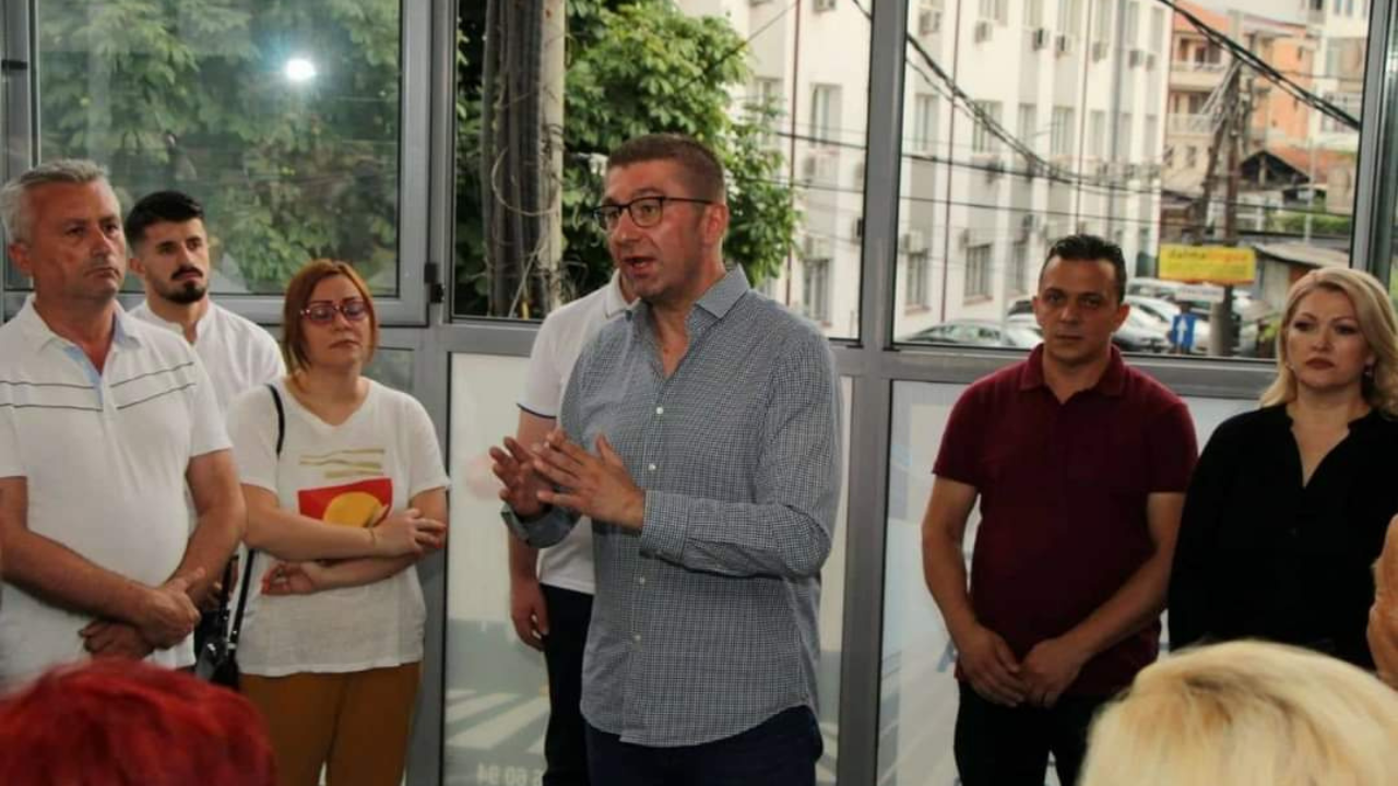 ВМРО-ДПМНЕ няма да се откаже от искането за референдум и няма да гласува конституционни промени