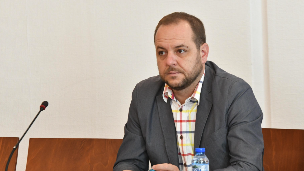 Сандов: Спрях изпълнението на проекти в Кресненското дефиле след получено на 27 юли писмо от службите на ЕК