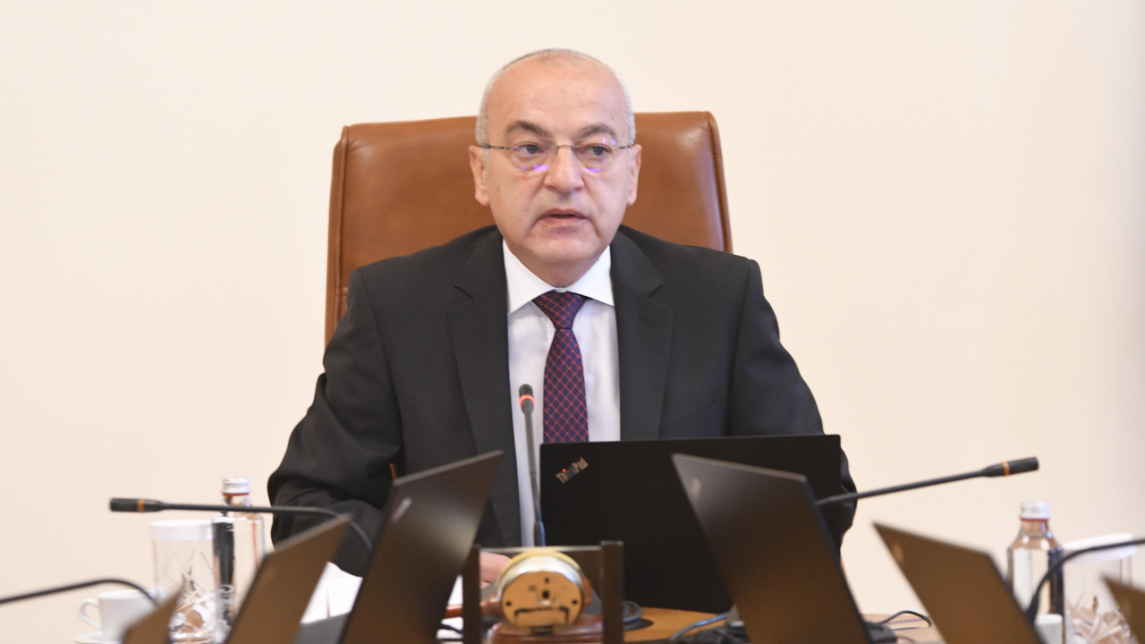 Премиерът Гълъб Донев назначи седем заместник-министри