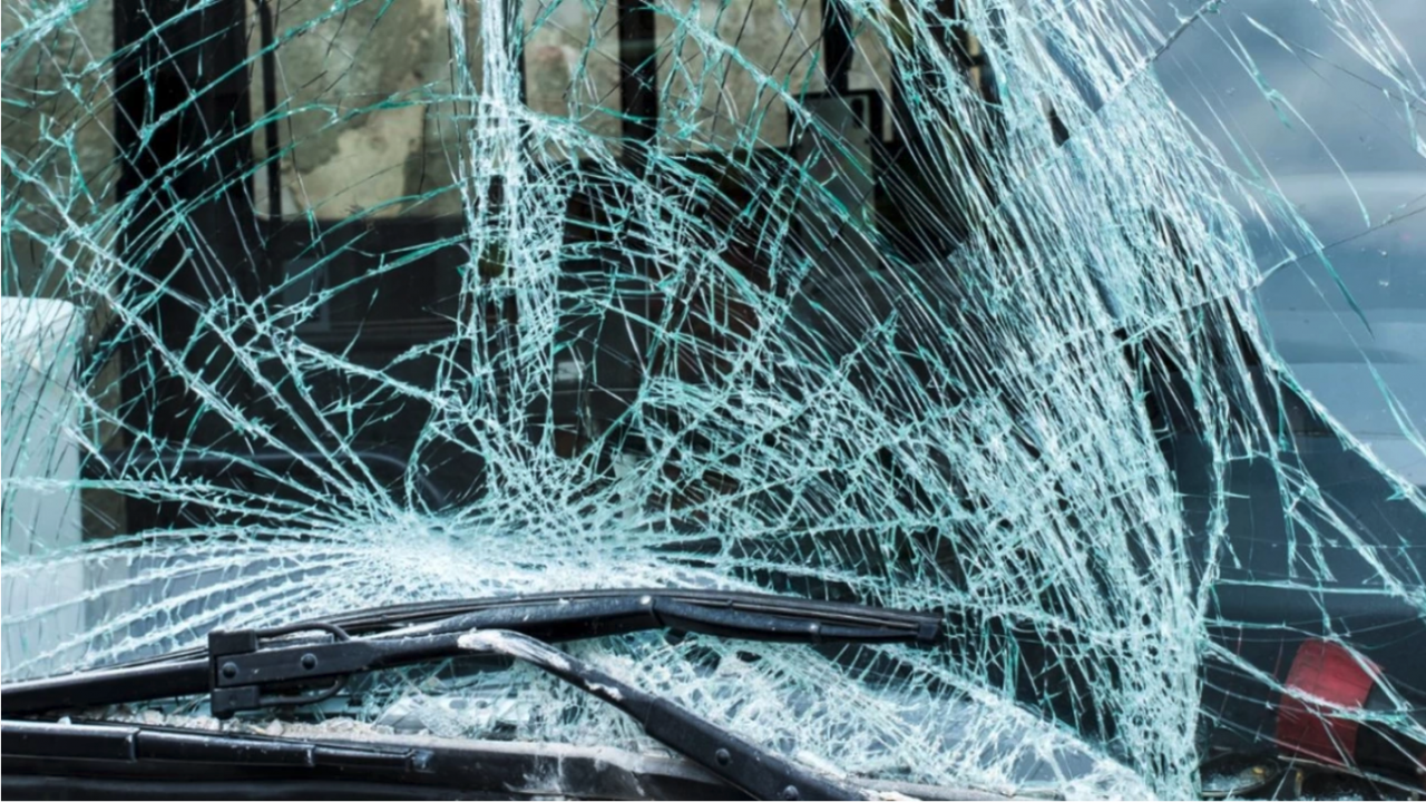 Двамата шофьори на бусове са сред загиналите при тежката катастрофа в Сливенско
