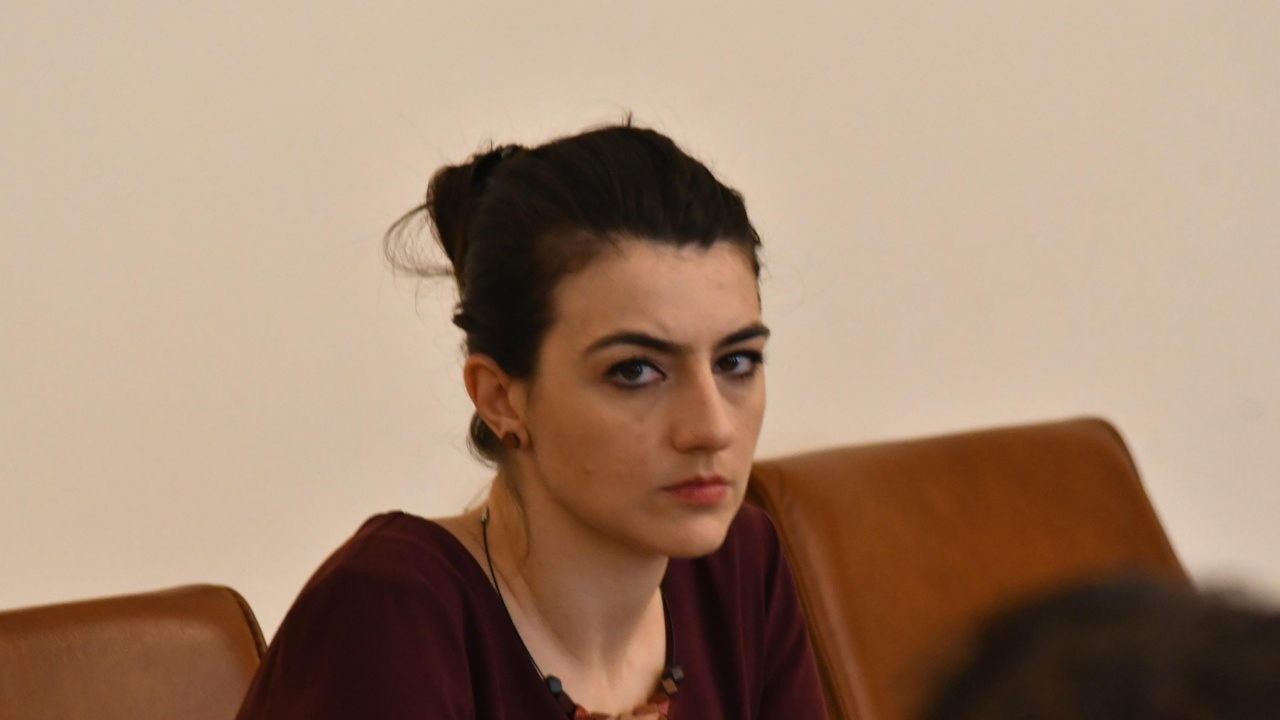 Бориславова: Една от каузите на ПП е младите хора да намират смисъл да живеят в България