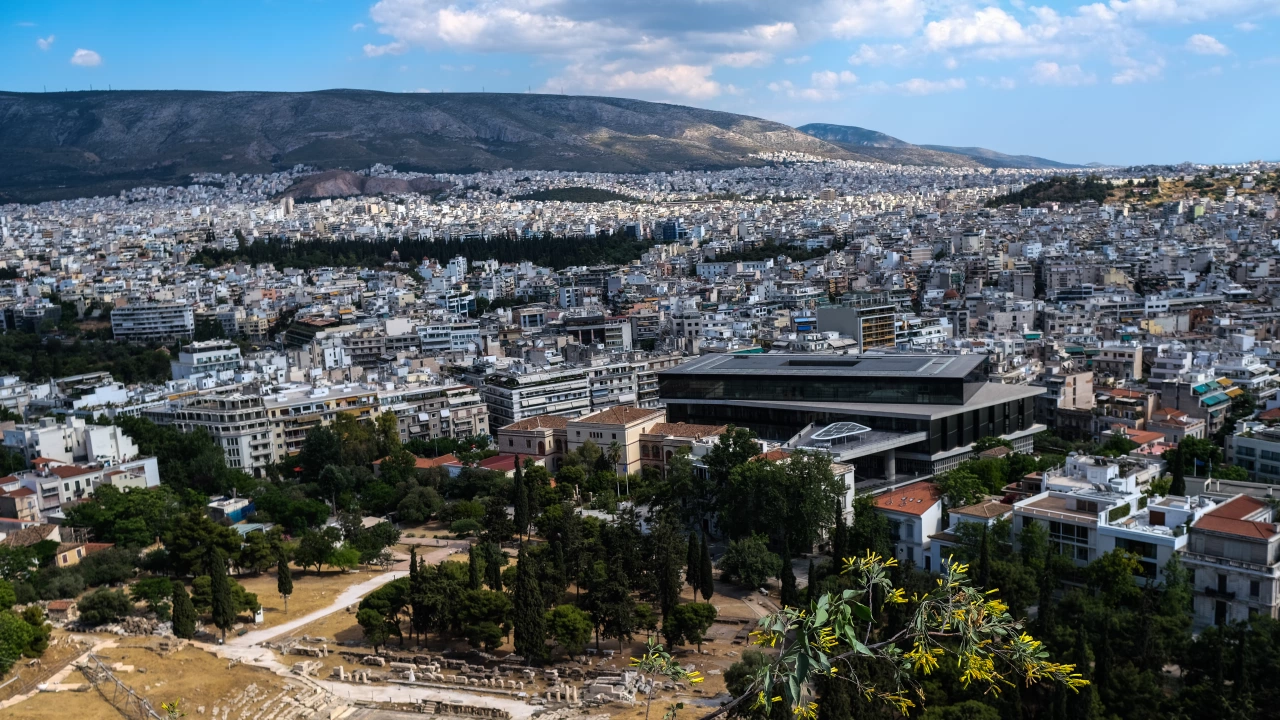 След лятото е много вероятно улиците в Гърция да станат