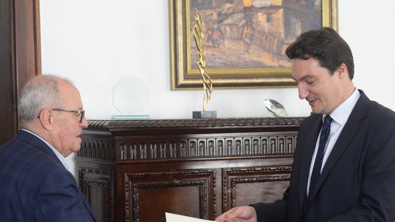Министър Зарков потвърди подкрепа за провеждане на международен конгрес по европейско право в София
