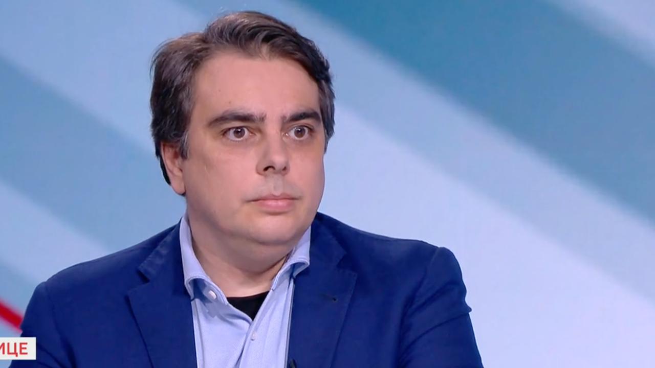 Асен Василев: Не получаваме руски газ през посредници