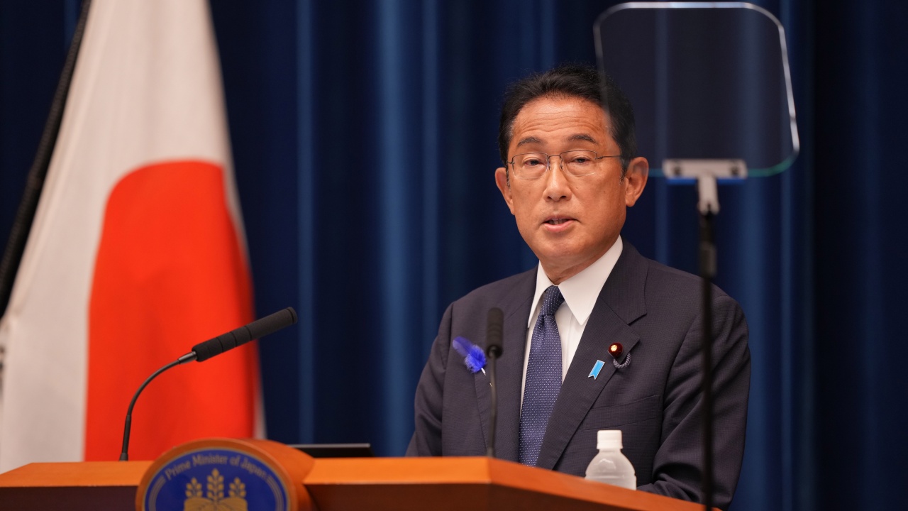 Японският премиер внесе промени в кабинета си