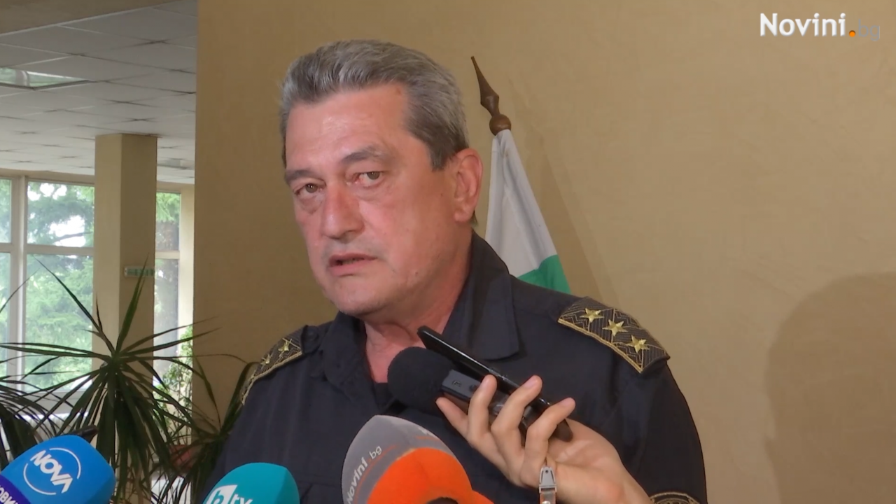 Гл. комисар Николов: В страната продължават да бушуват 45 пожара
