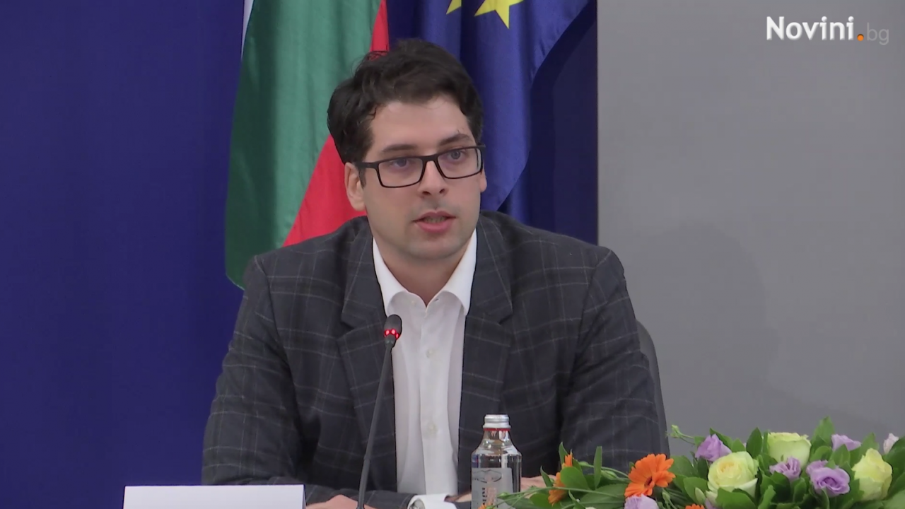 Вицепремиерът Пеканов с подробности за евромилиардите по Плана за възстановяване