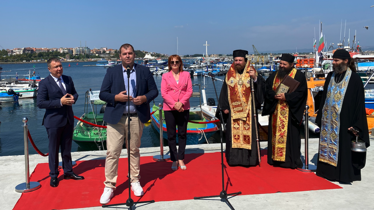 Министърът на земеделието Явор Гечев участва в официалното откриване на изцяло модернизираното рибарско пристанище „Северна буна-Несебър”