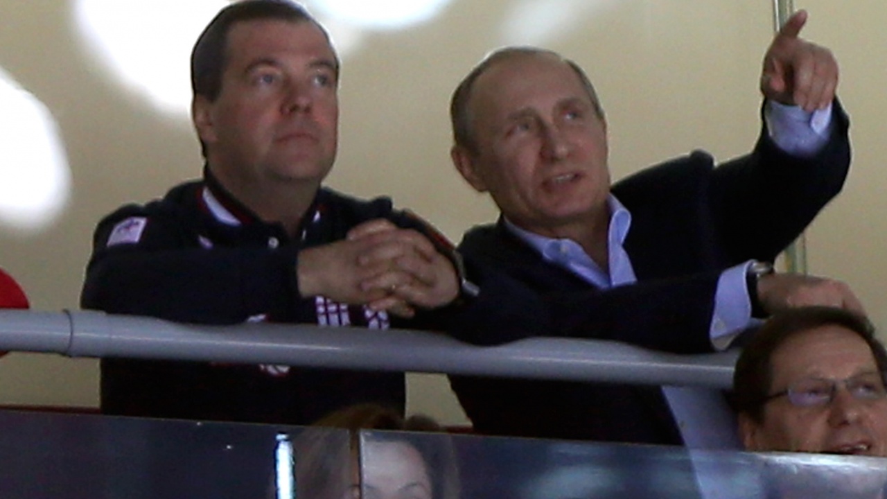 Владимир Путин и Дмитрий Медведев любовници?