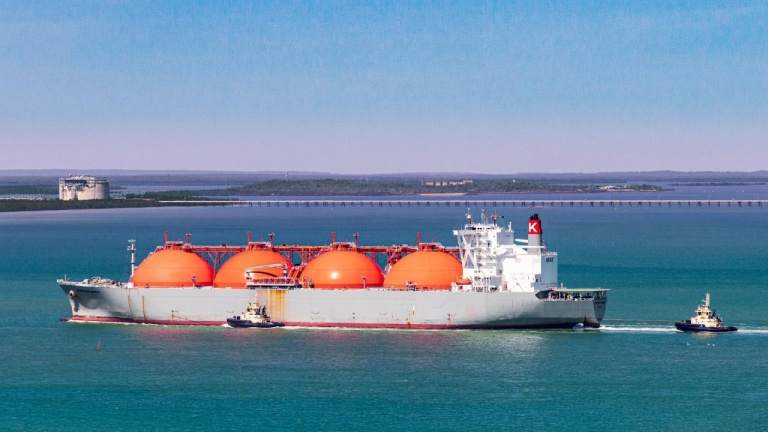 България е поискала срокът на офертата за танкерите с втечнен газ от САЩ да бъде удължен