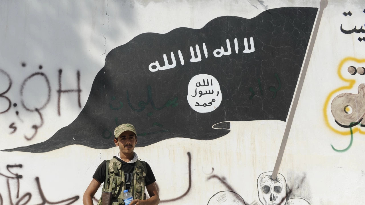 Лидер на Ислямска държава ИД се самовзриви в Сирия предаде