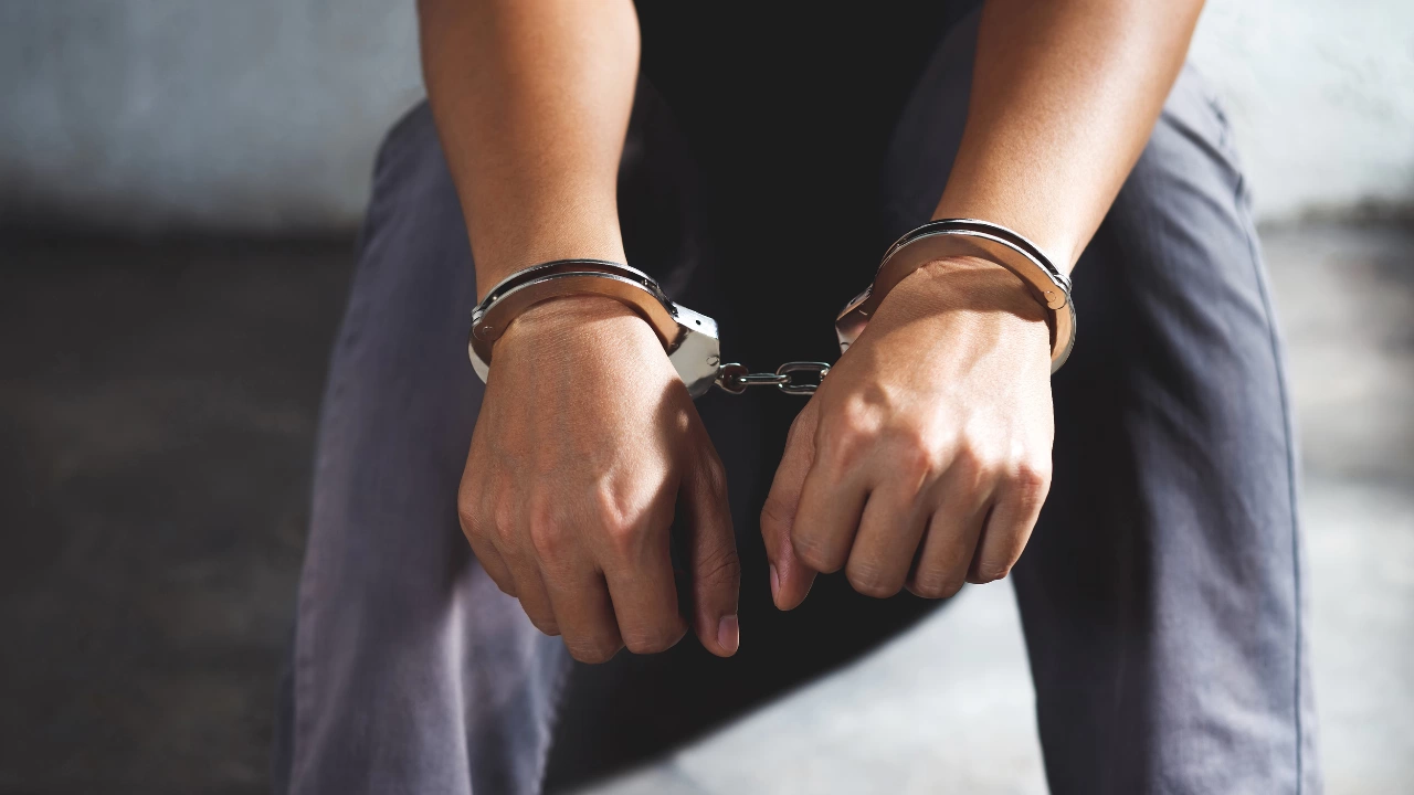 Мъж на 29 години е задържан защото шофирал след употреба