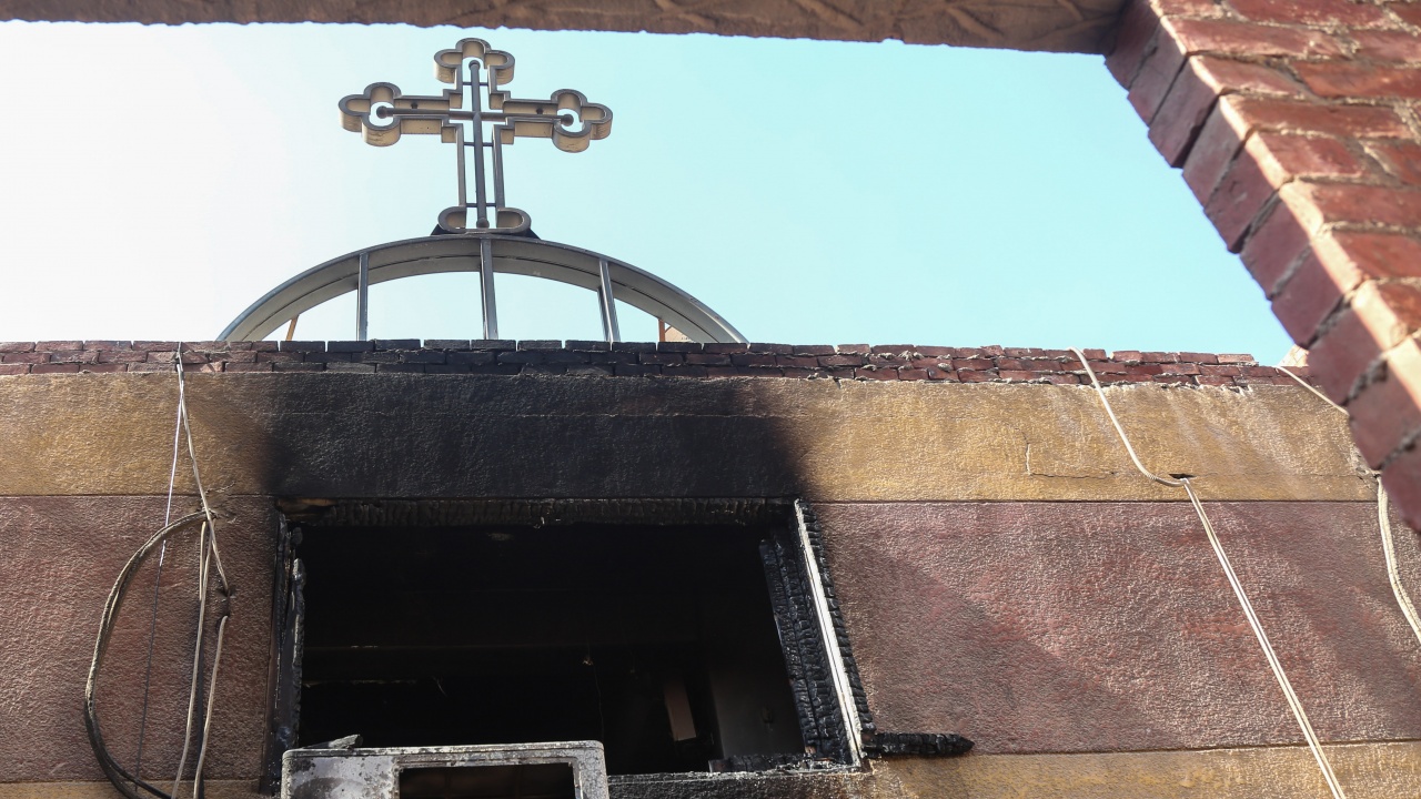 15 от жертвите на пожара коптската църква в Египет са