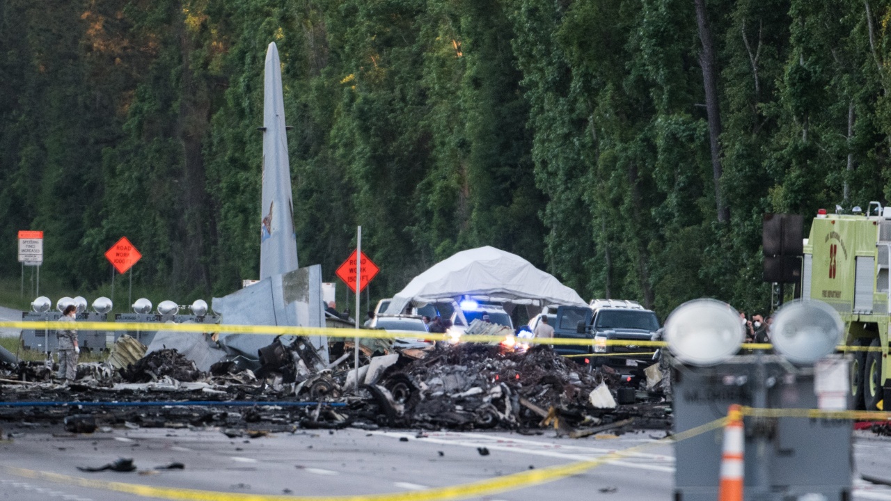 Два самолета се сблъскаха при кацане в САЩ, има загинали
