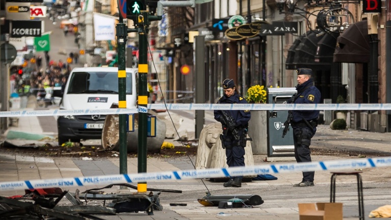 Стрелба в търговски център в Малмьо, двама са ранени