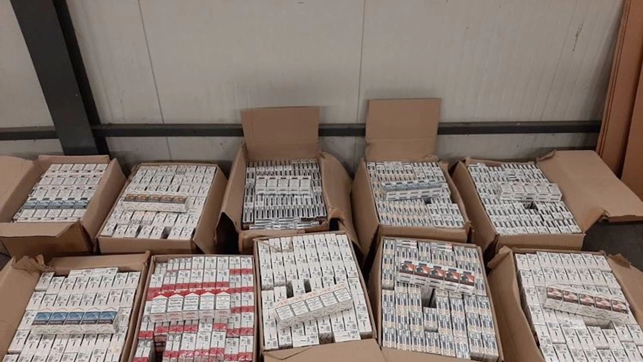 Общо 4360 къса контрабандни цигари задържаха митническите служители от ТД