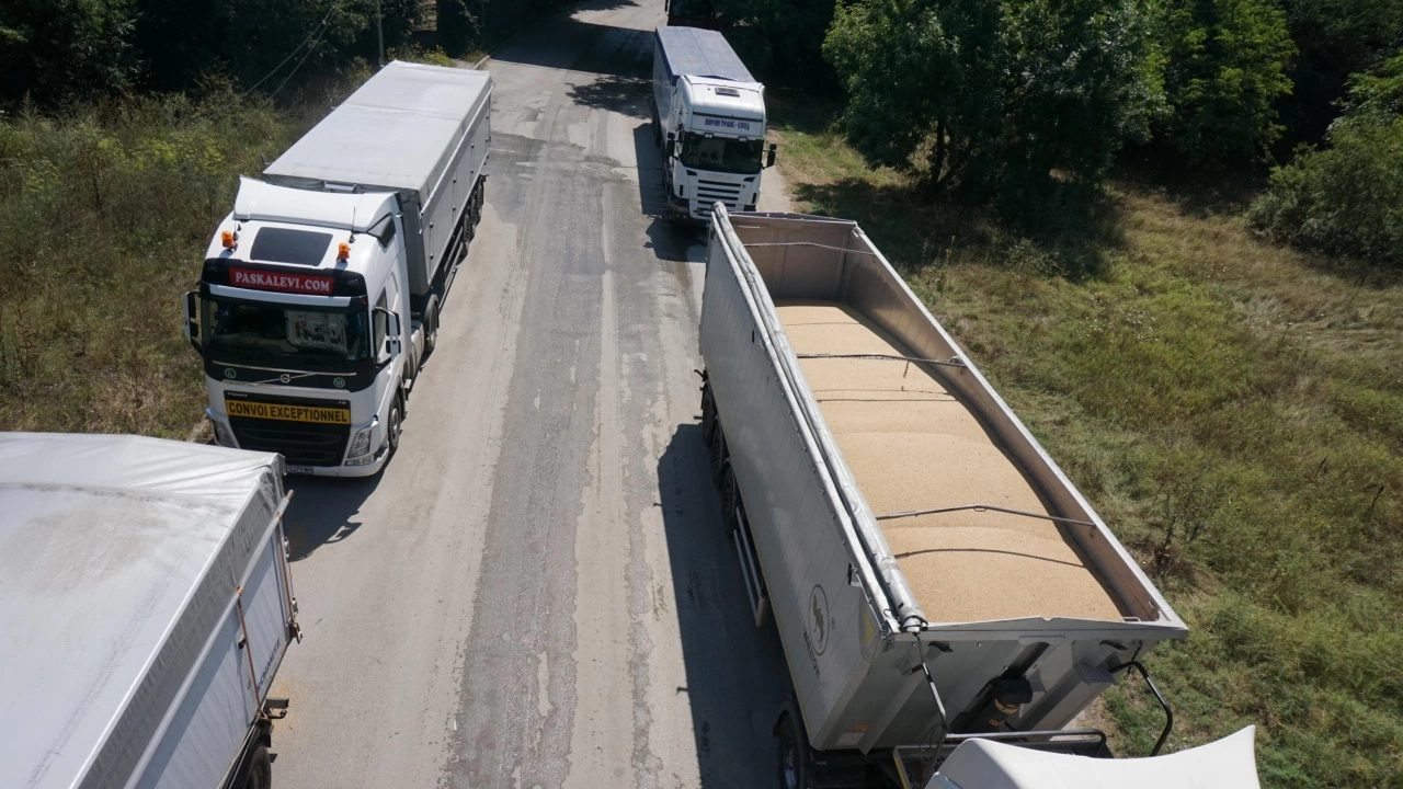 Има изключително увеличение на трафика на камиони по пътища в