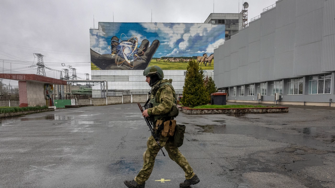 Руското министерство на отбраната каза днес че Запорожката АЕЦ в