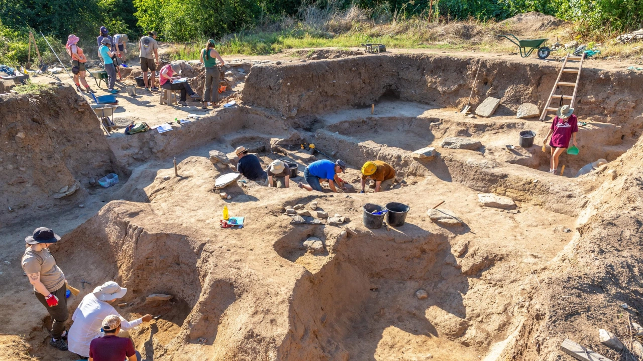Археолози работят по най северната древногръцка колония на Балканите Емпорион