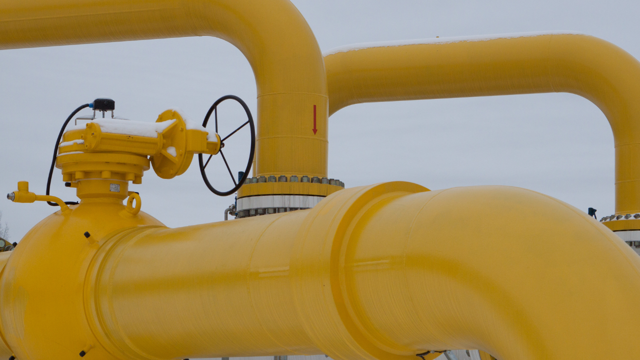Правителството подновява преговорите с Азербайджан за увеличение на доставките на газ