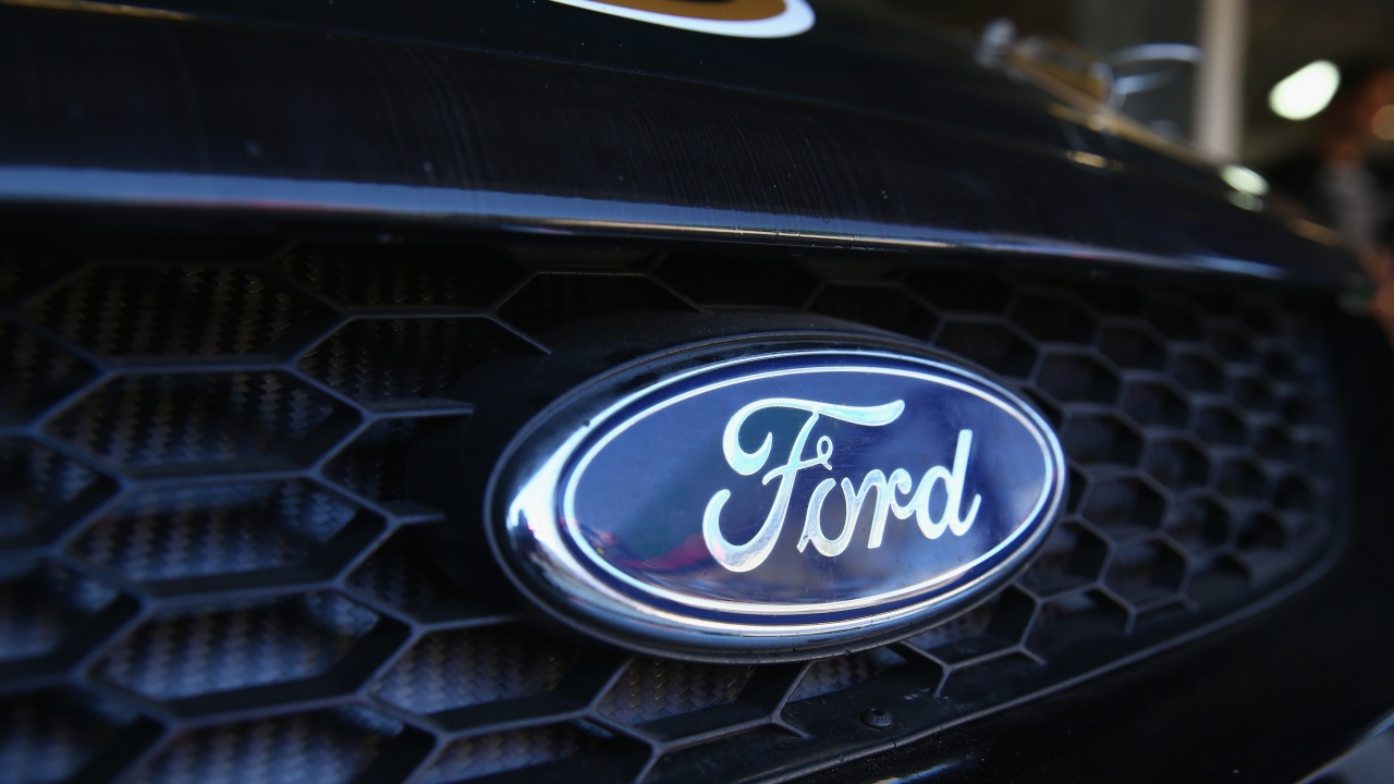 Американският автомобилостроител Форд (Ford) беше осъден да прати 1,7 милиарда