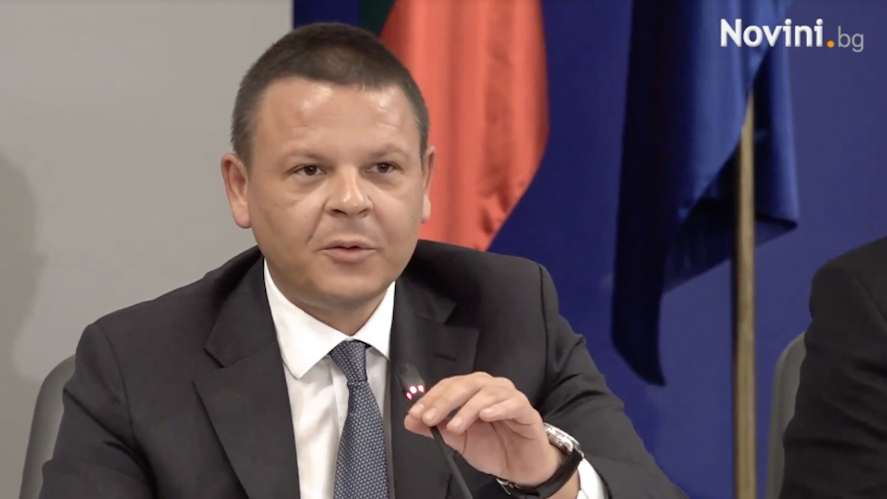Министър Алексиев: От октомври няма осигурен газ за България