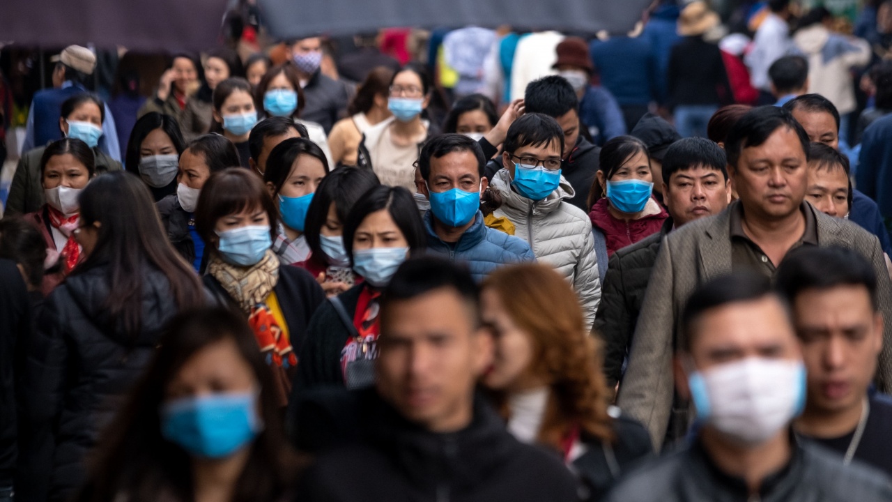 Китай регистрира 1895 нови случая на коронавирус за последното денонощие,