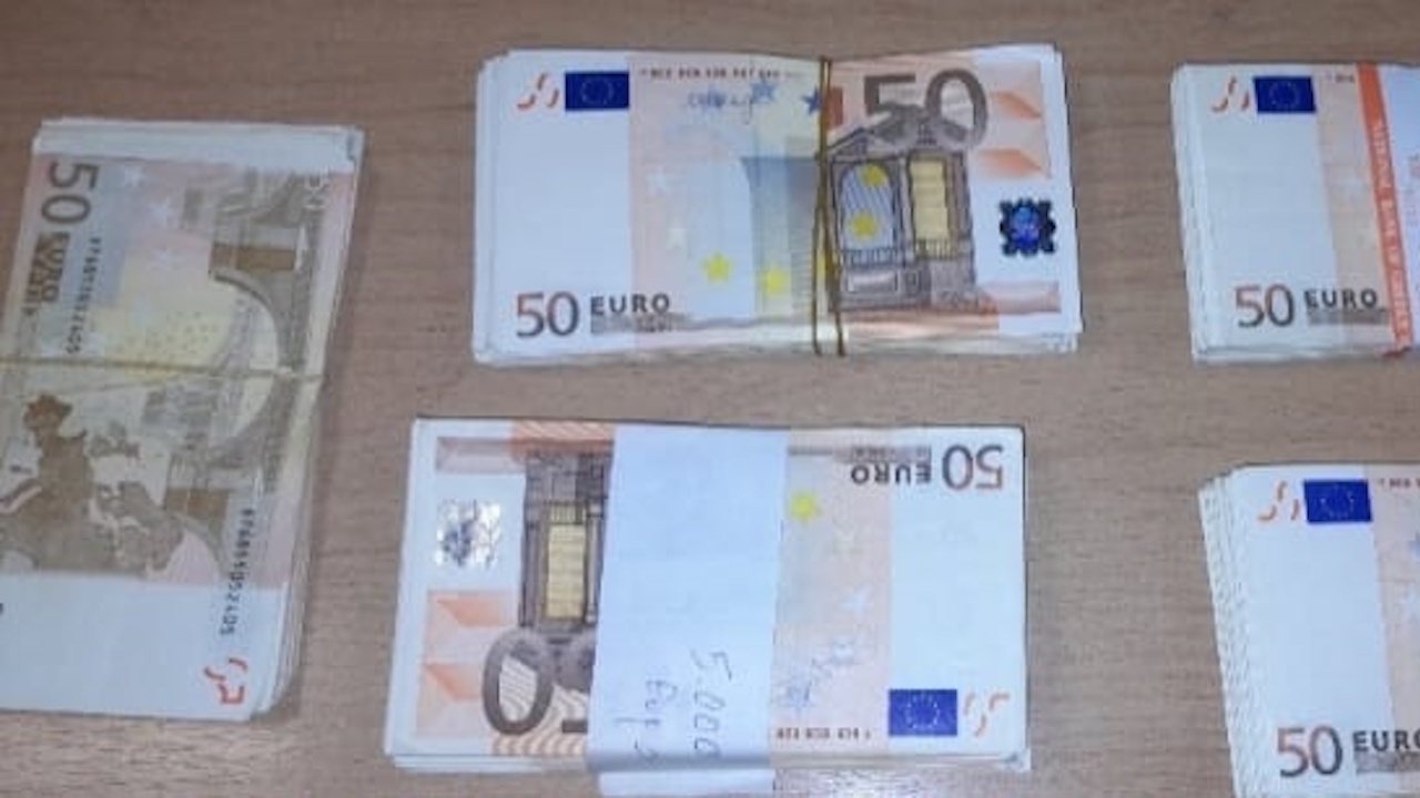 БГ измамници удариха гръцка баба с 30 000 евро