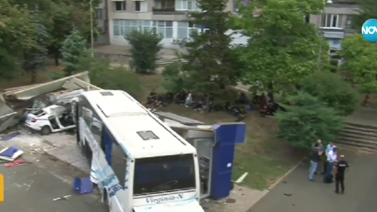 Още подробности за жестокото меле в Бургас, при което загинаха двама полицаи