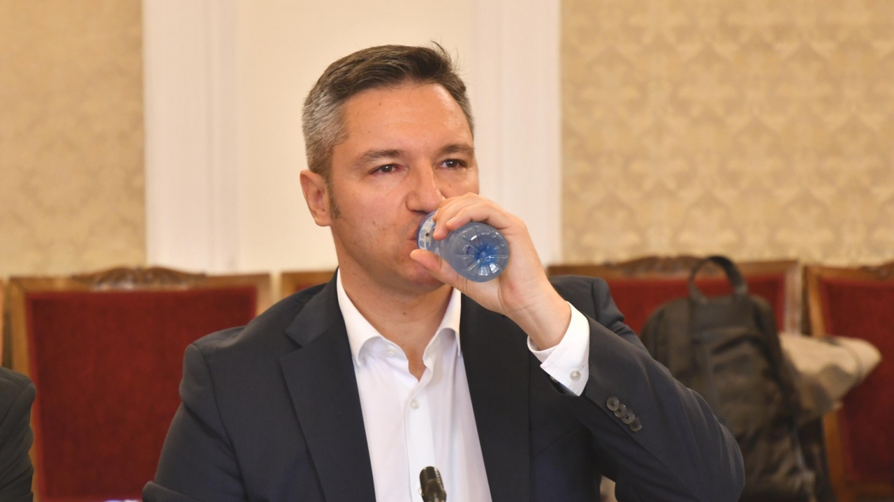 Вигенин: Единствената ни възможност е да направим така, че "Газпром" да изпълни договора си