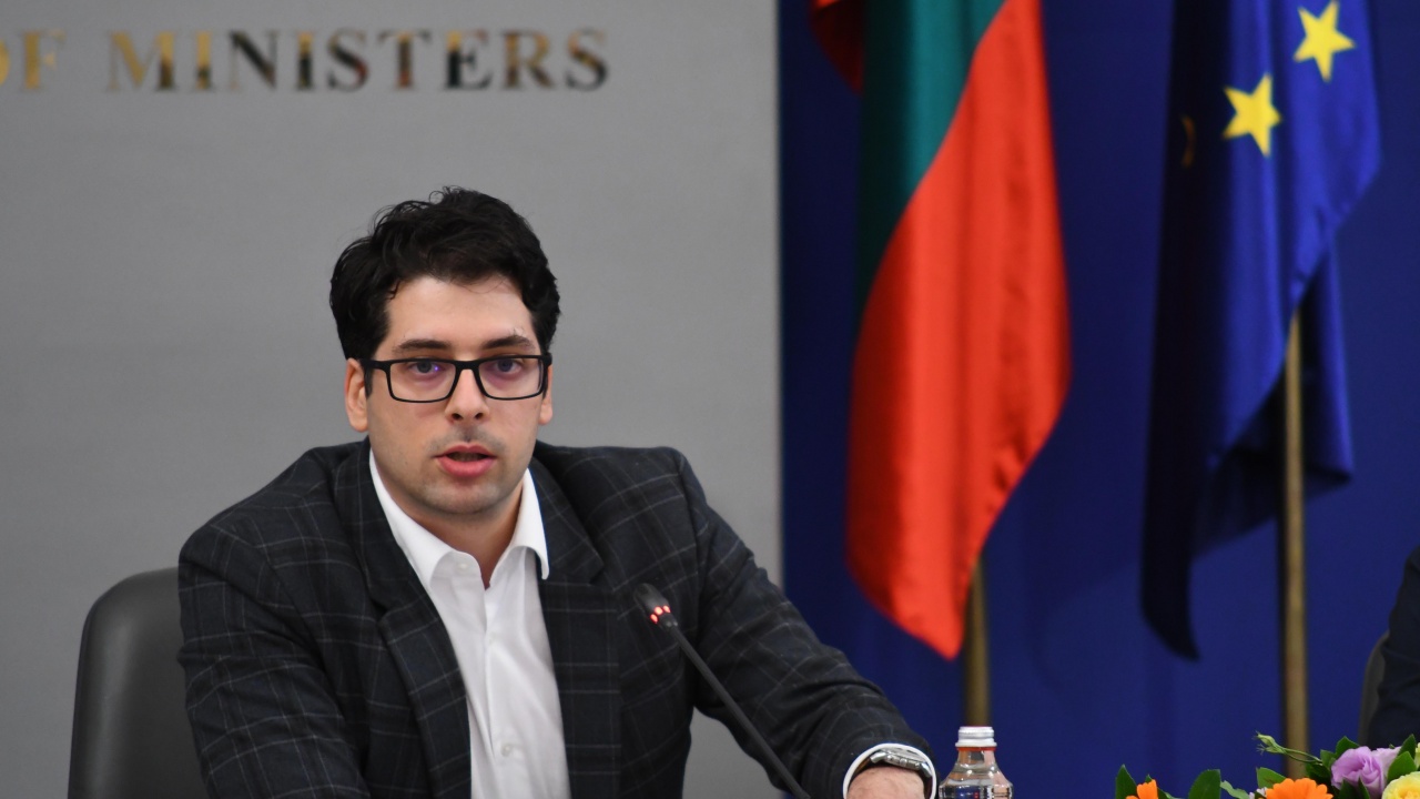 Министрите Пеканов и Пулев откриват онлайн инфоден за възможностите за бизнеса по Плана за възстановяване