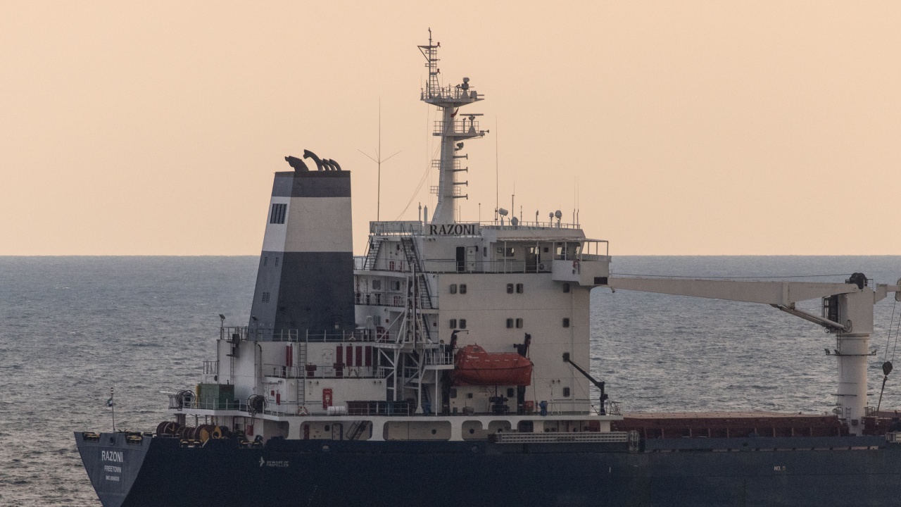 Още шест кораба със зърно са напуснали украинските пристанища